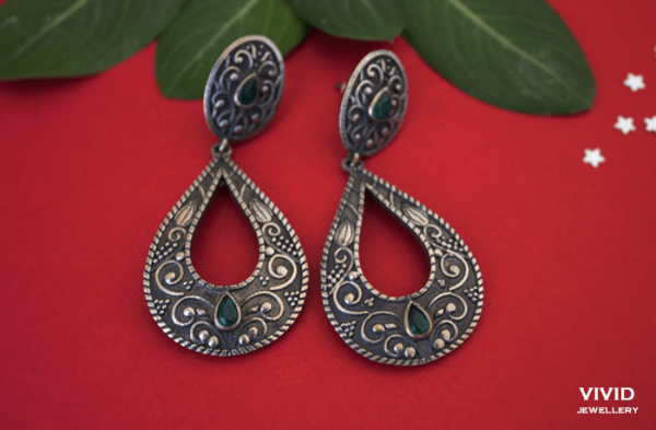 silver lookalike dangler