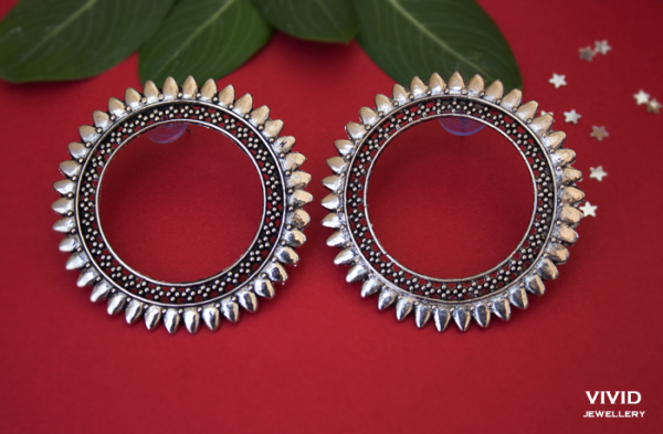 oxidised stud