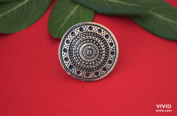 oxidised ring