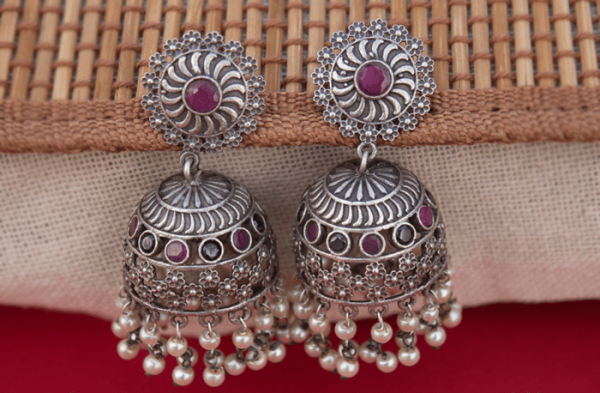 stone floral jhumka