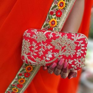 emboiredery clutch