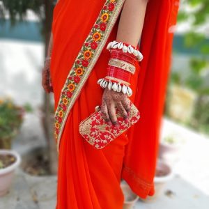 shell bangle