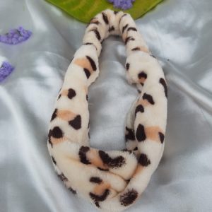 furry leo peach