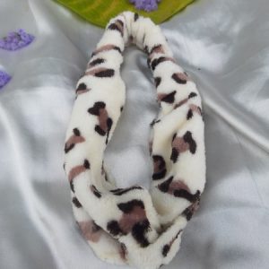 furry leo offwhite