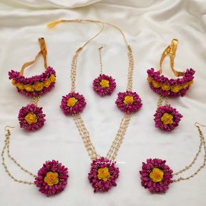 Dark Pink Yellow Rossy