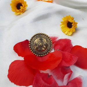 Royal oxidised ring
