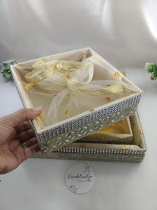 shagun tray crafted from high-quality MDF and net. Ideal for sangeet, engagement, and return gifts, this tray enhances guest giveaways