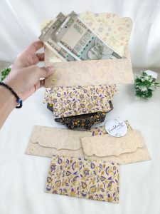 Set of printed shagun envelopes featuring elegant patterns, ideal for wedding favors and shagun giveaways