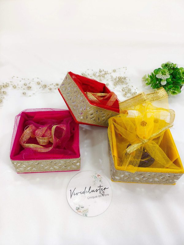 Vibrant Shagun Trays with Golden Lace, Suitable for Wedding Gifts, Baby Showers, and Dry Fruit Favors