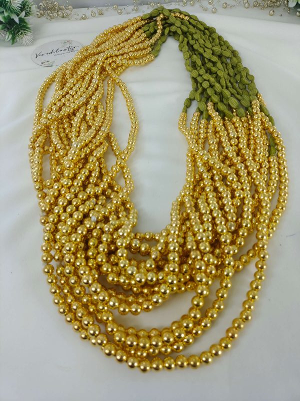 A pair of Welcome Elachi Design Milni mala with green beads and golden pearls or Nikah ceremonies and wedding favors
