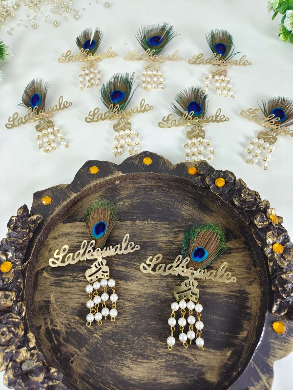 feather design ladkewale brooch with pearls, this exquisite brooch is perfect for the groom's side. Use it as a Bharati brooch or wedding favor